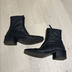 Maguire Contrast Stitch Booties (36)